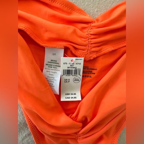 Brand new AEIRE bikini - Picture 3 of 5